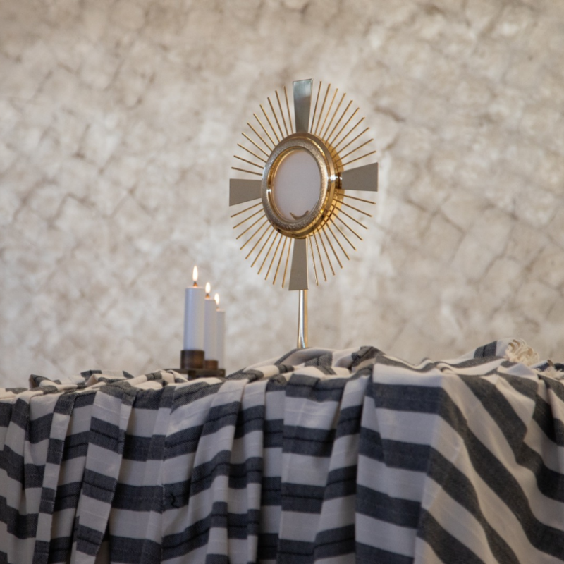 "MANTO DE JESÚS A RAYAS" - Image 2